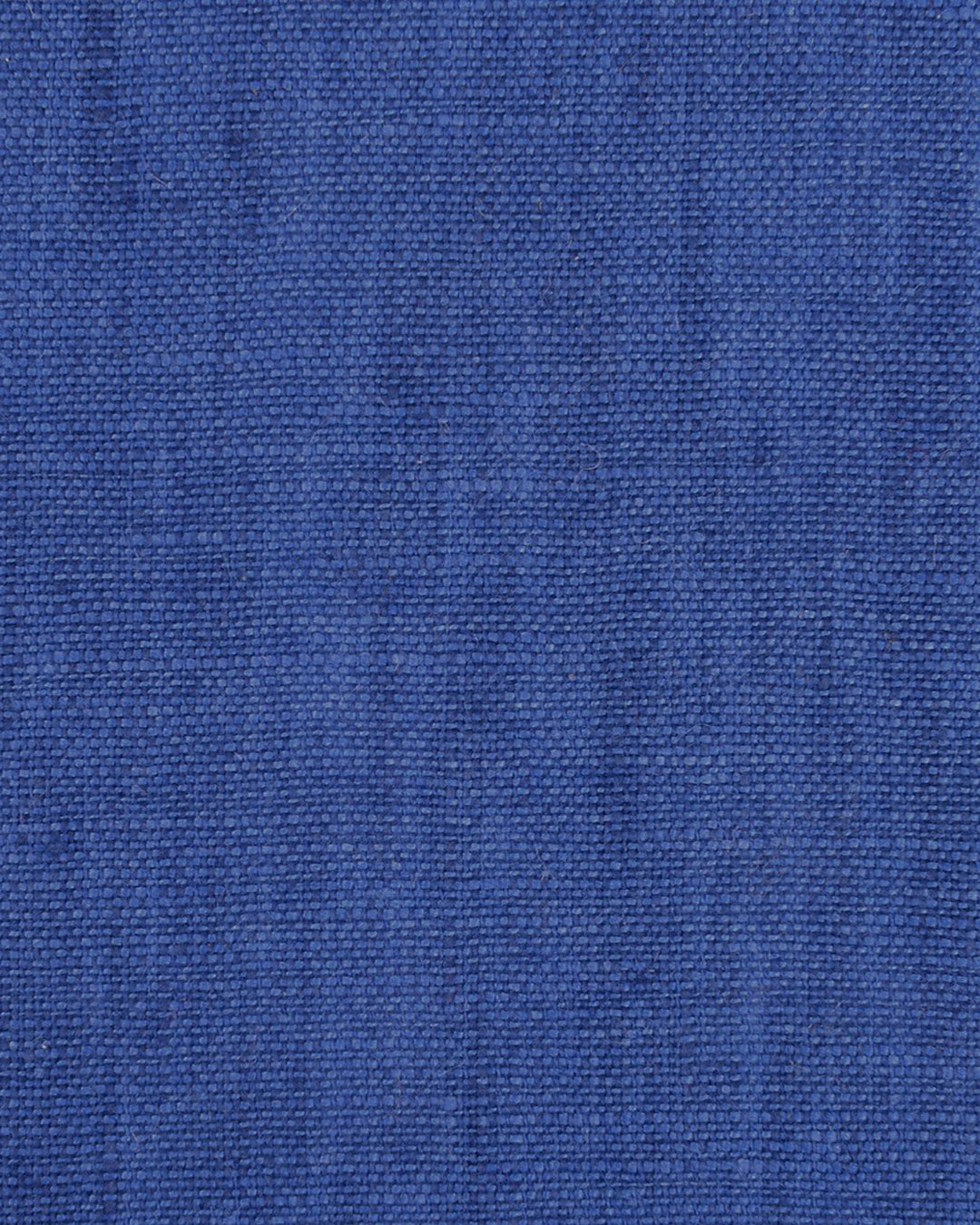 Close up of the custom linen shirt for men in mid blue by Luxire Clothing 2