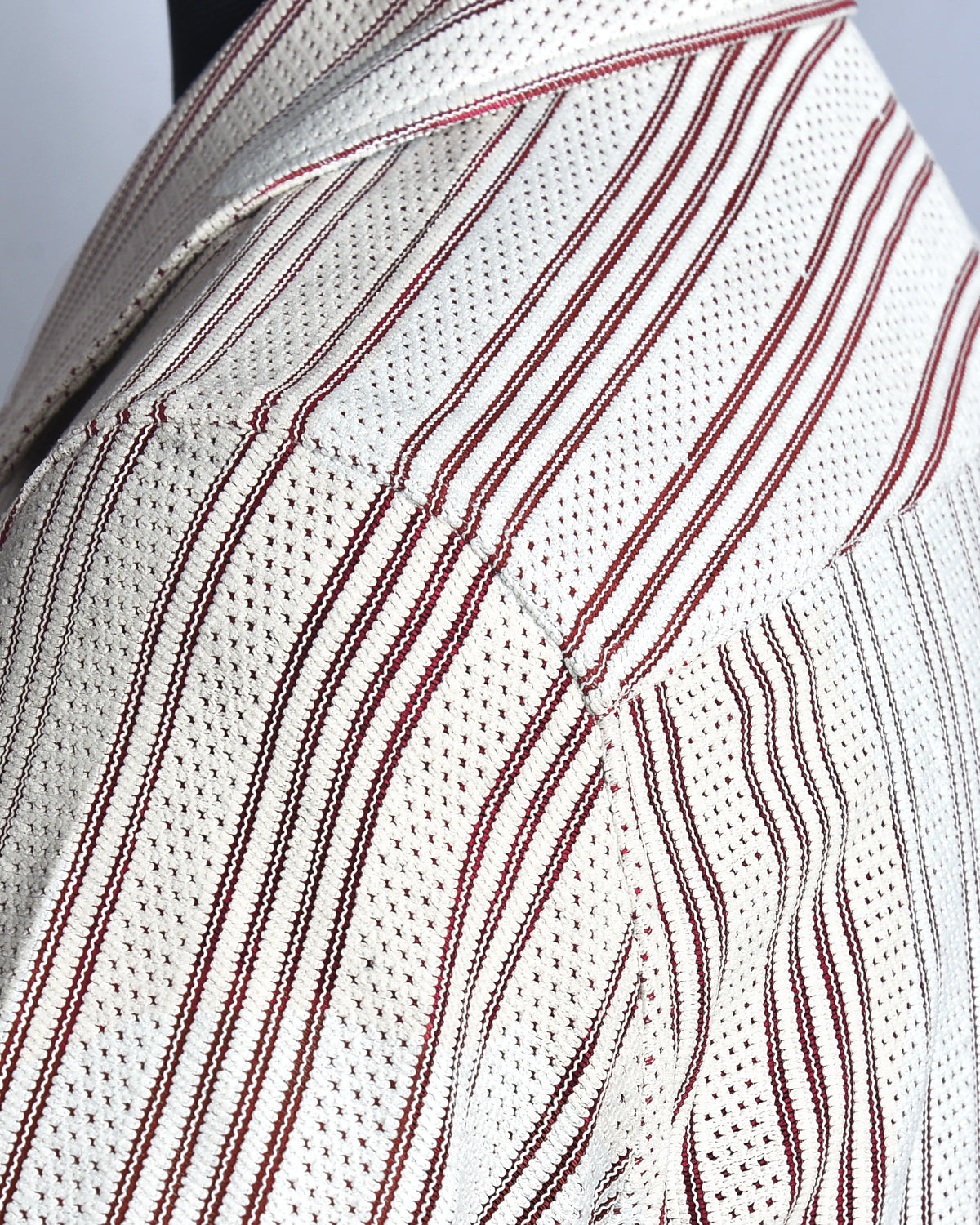 Summer Camp Collar Casual Shirt in White and Maroon Stripes - 2