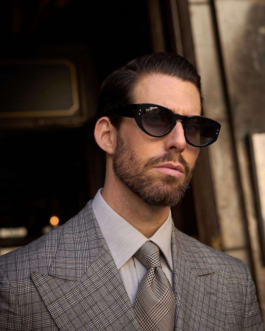 Drapers Black and White Glen Plaid Checks High Rise Double Tab Pant - 9