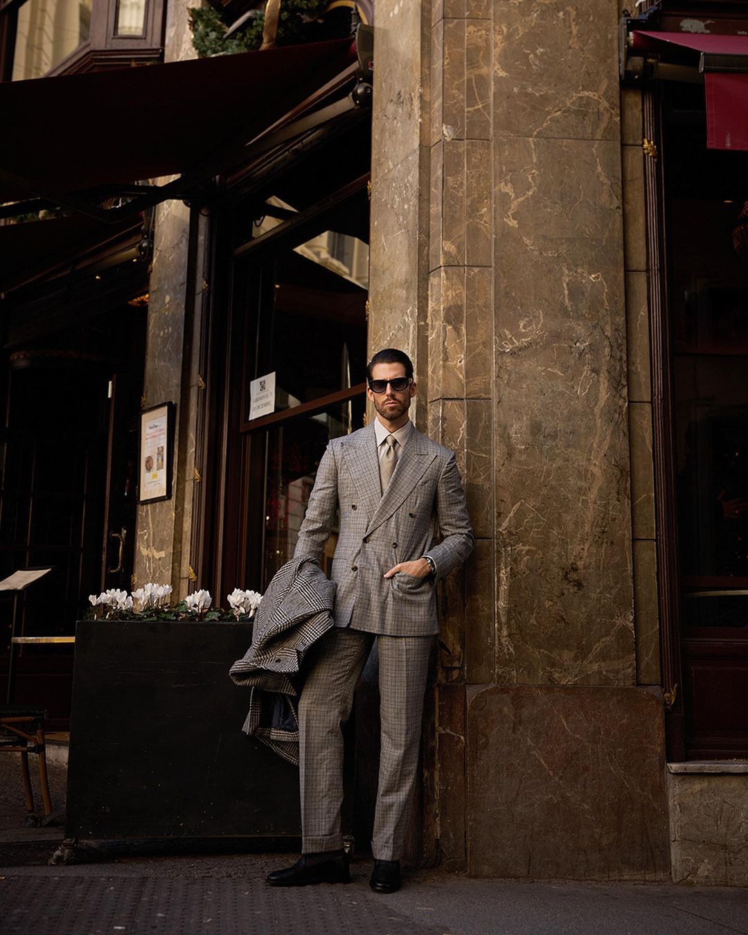 Drapers Black and White Glen Plaid Checks Suit - 4