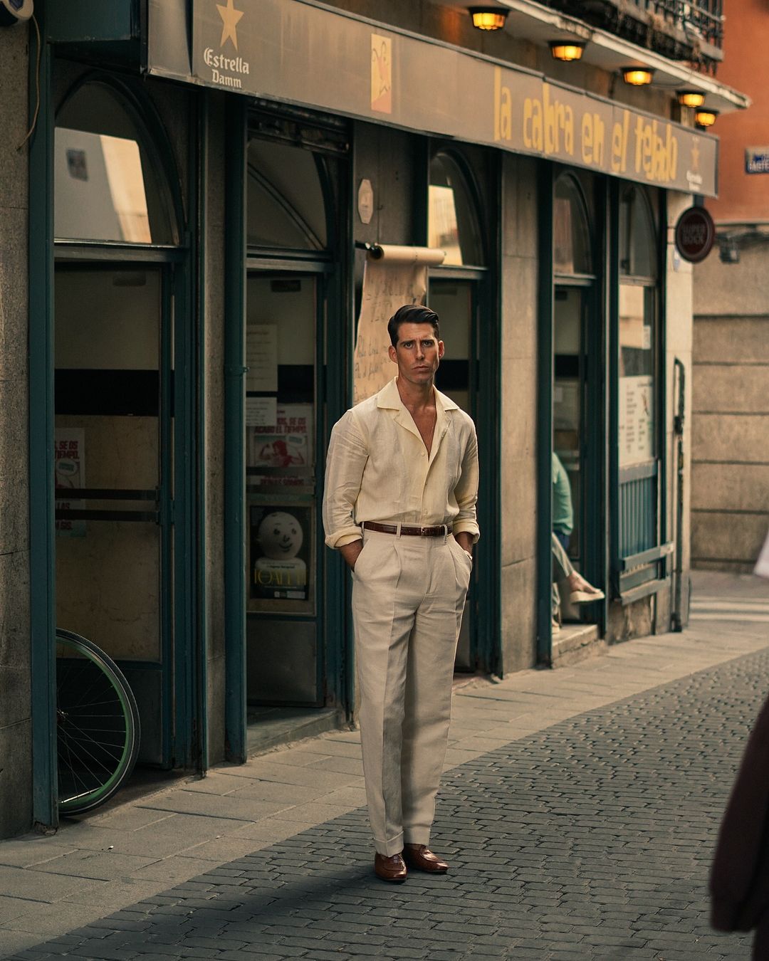 Pleated Linen Vintage Cream Birdseye Pant - 3
