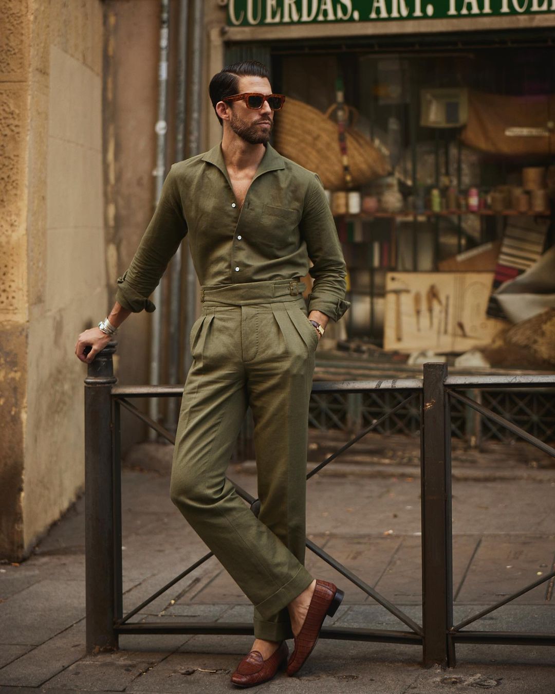Gurkha Pant in Linen Cotton Canvas: Olive - 2