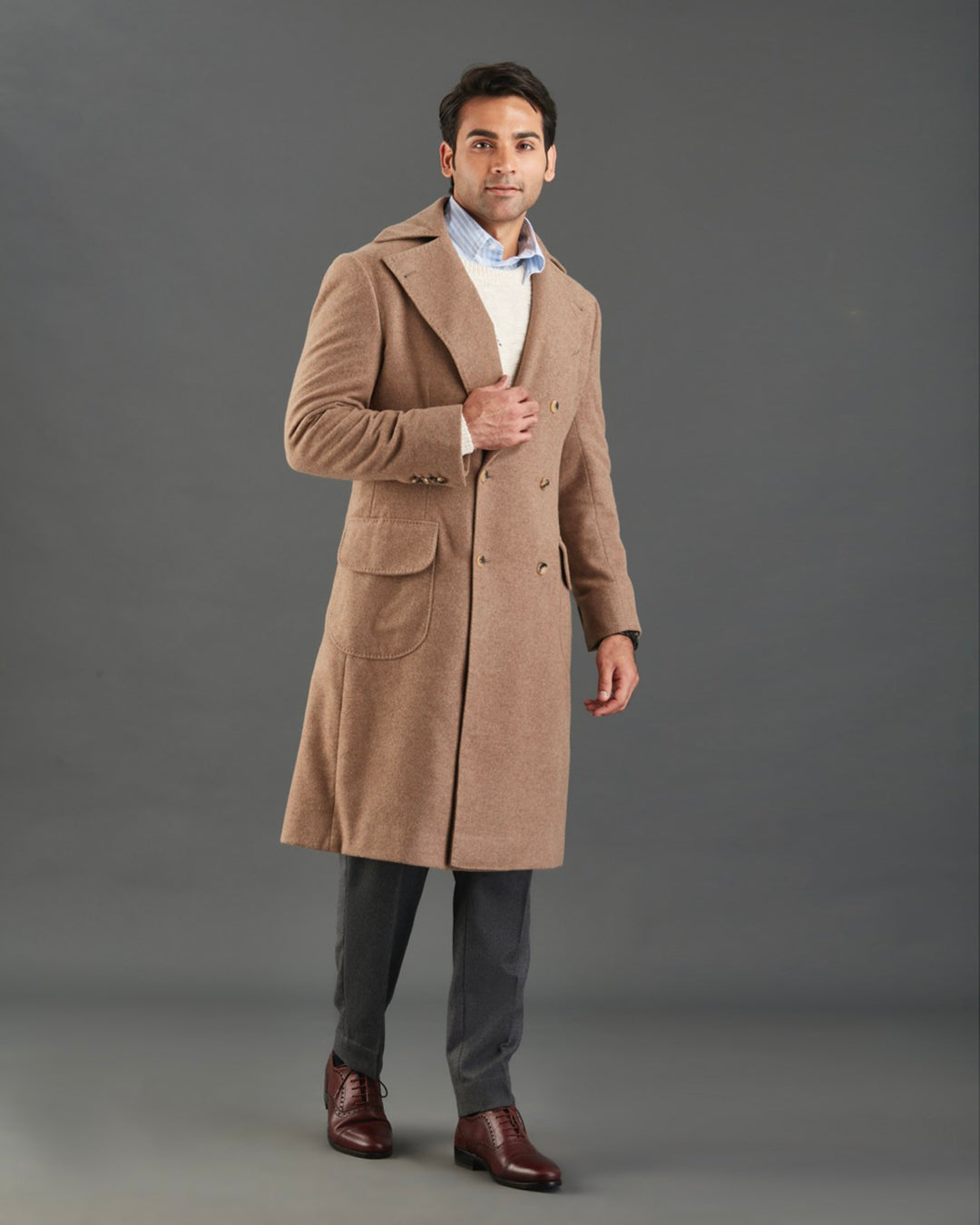 Drago 5% Cashmere 95% Wool: Fawn Flannel Over Coat - 3